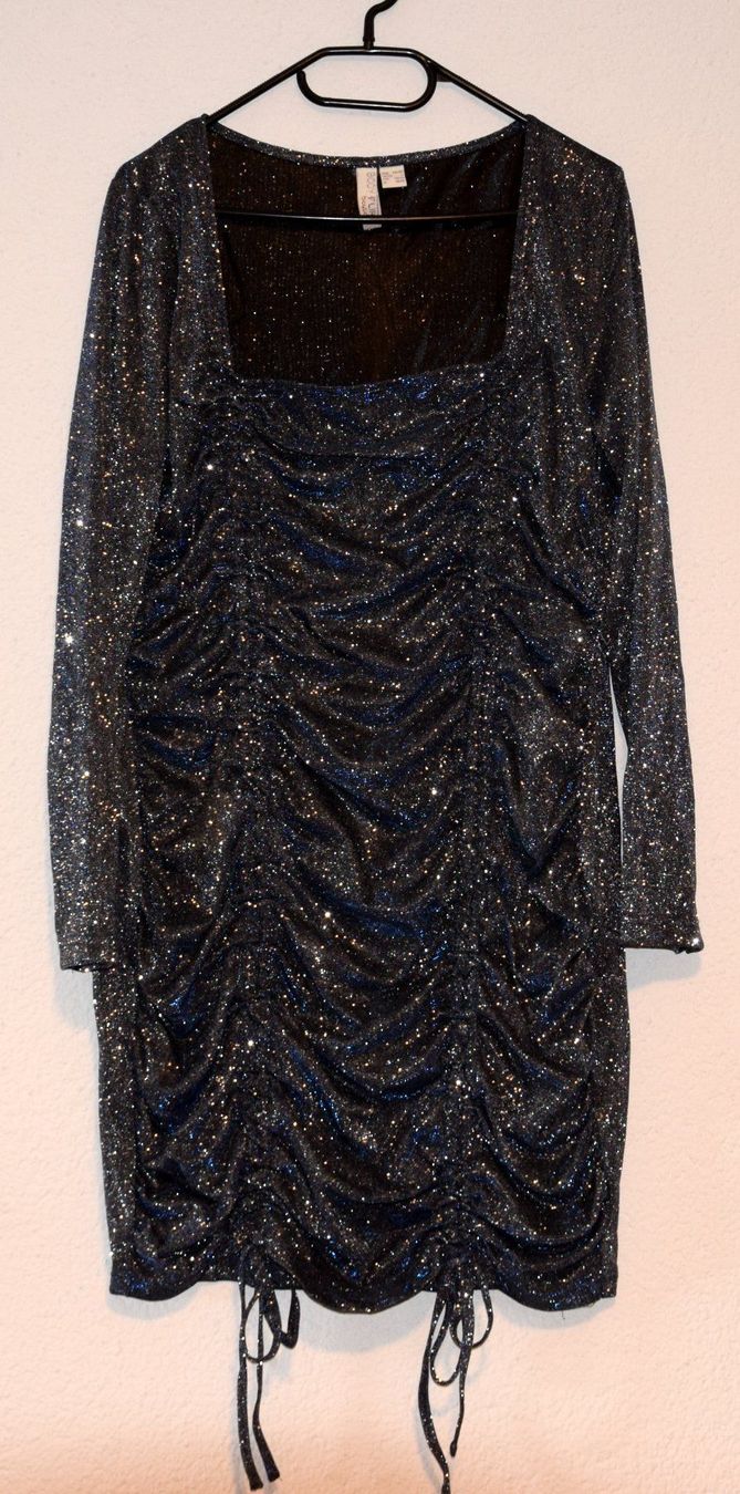 Robes: Kleid – Neuf (Voir description) à Bern par Nicky1