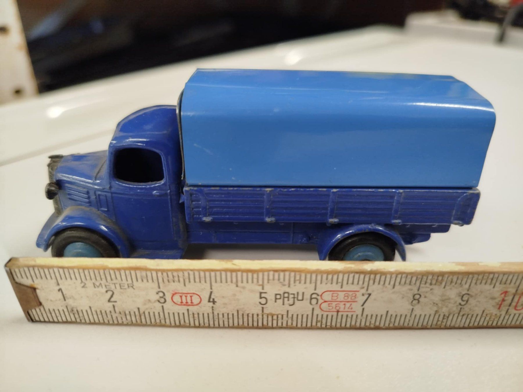 Dinky Toys Modellini d'auto: Dinky Toys (nr 13) – Usato da La Chaux-de-Fonds venduto da Emmaus2300CDF 7