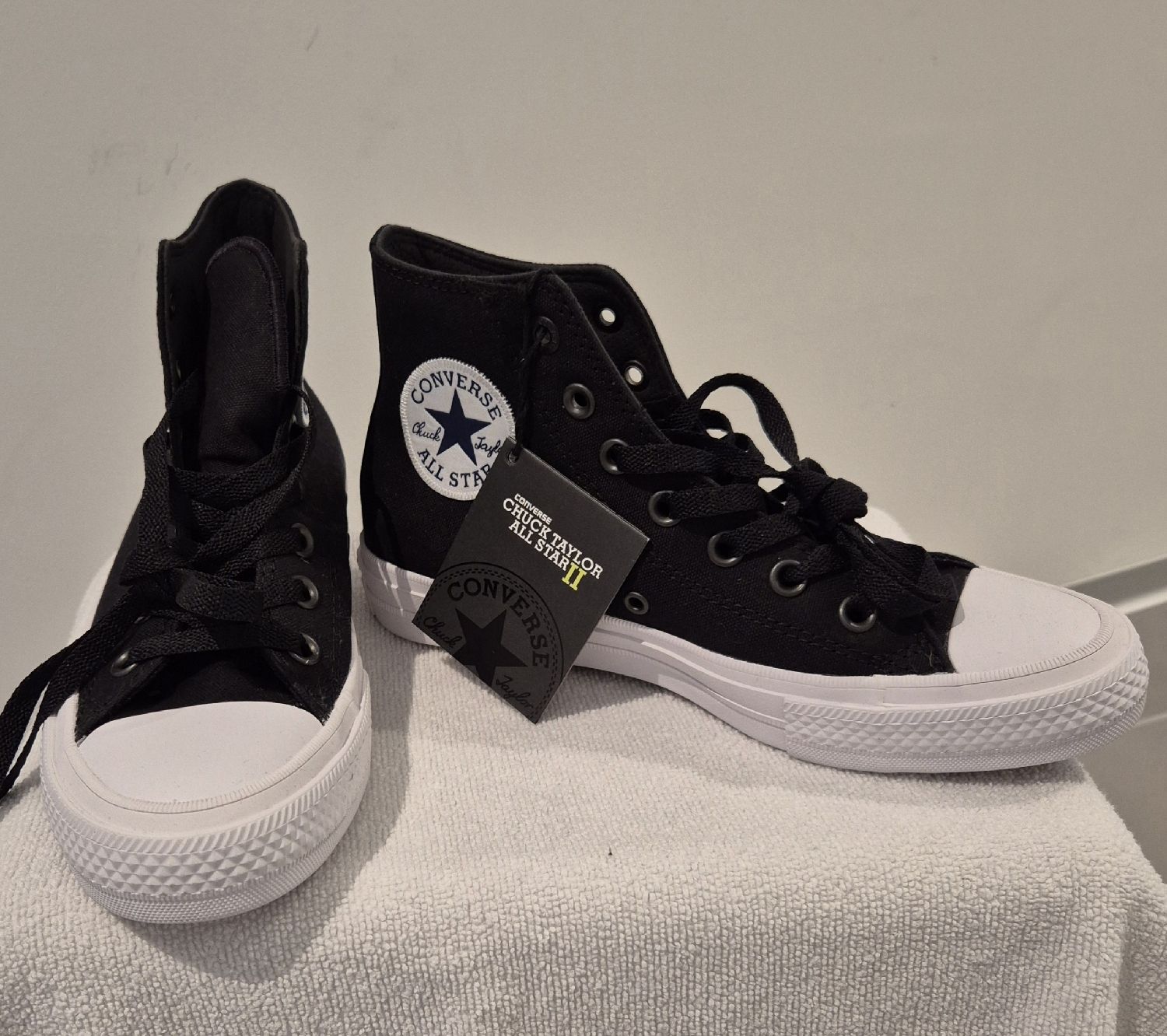 Converse Scarpe da uomo: Converse Chuck Taylor All Star 2 – Nuovo e nell'imballaggio originale da Weinfelden venduto da klein_suess_kompakt 1
