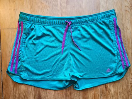 adidas Shorts Grösse XL (46-48) retro vintage sport Hosen