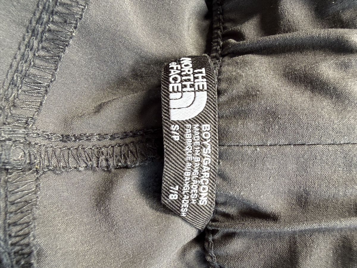 North Face Pantaloni: The North Face kinder hose gr S – Usato da Oberwil BL venduto da napetak 2