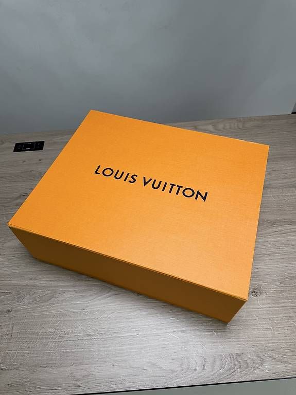 Zaini: Louis Vuitton Rucksack Backpack (Fullset) – Usato da Dietikon venduto da leekramer 4