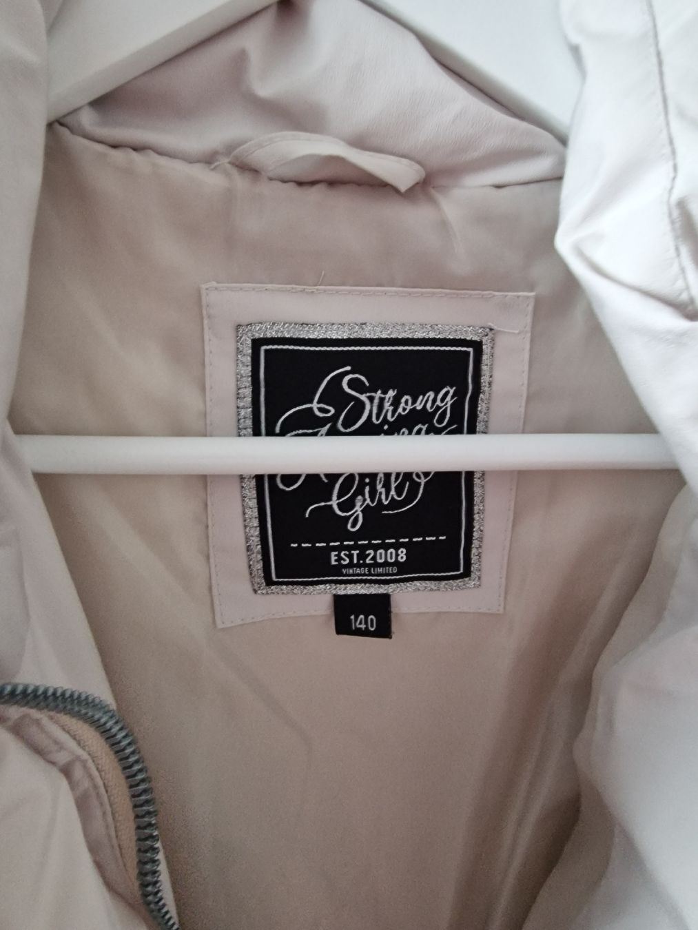C&A Giacche & Cappotti: Winterjacke Strong Girl, Gr. 140,  Mädchen – Usato da Münchenbuchsee venduto da san_pw8m 1