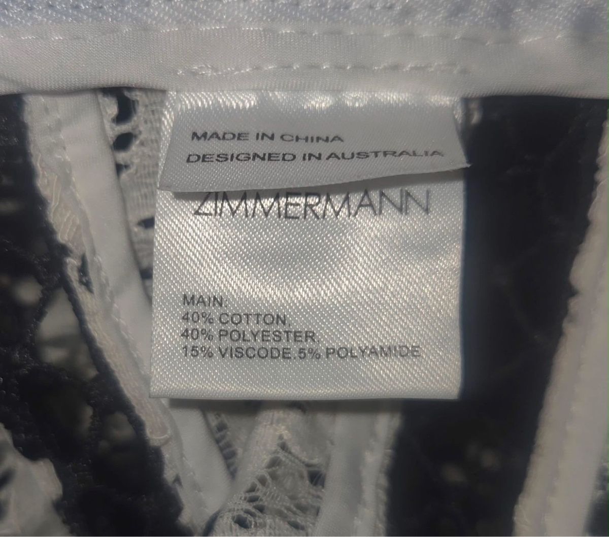 Zimmermann Top: Zimmermann Cotton Blend Stylish Top – Usato da St.Josefen venduto da lop_lh8d 2