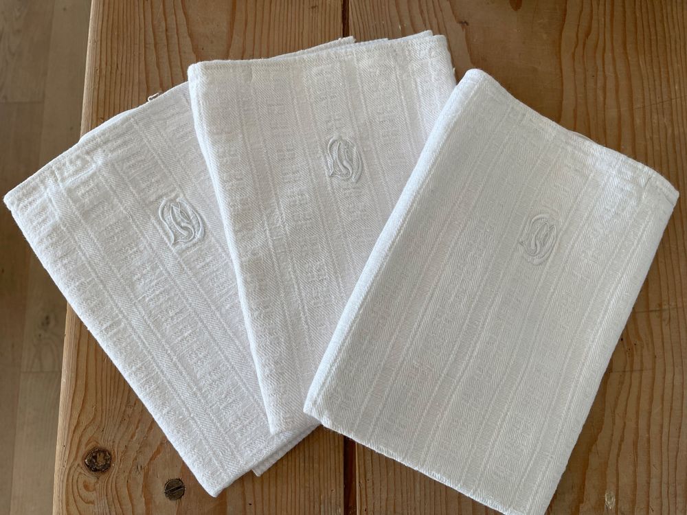 Tissu ancien motifs de chardons
