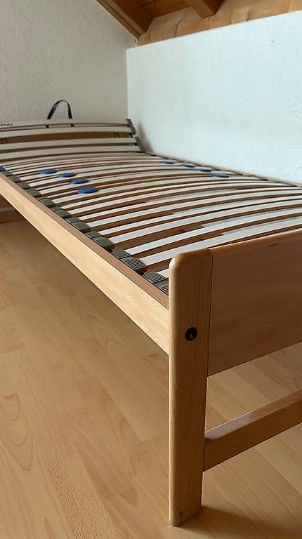 Betten: Bettgestell – Gebraucht aus Pratteln von Roman_Z