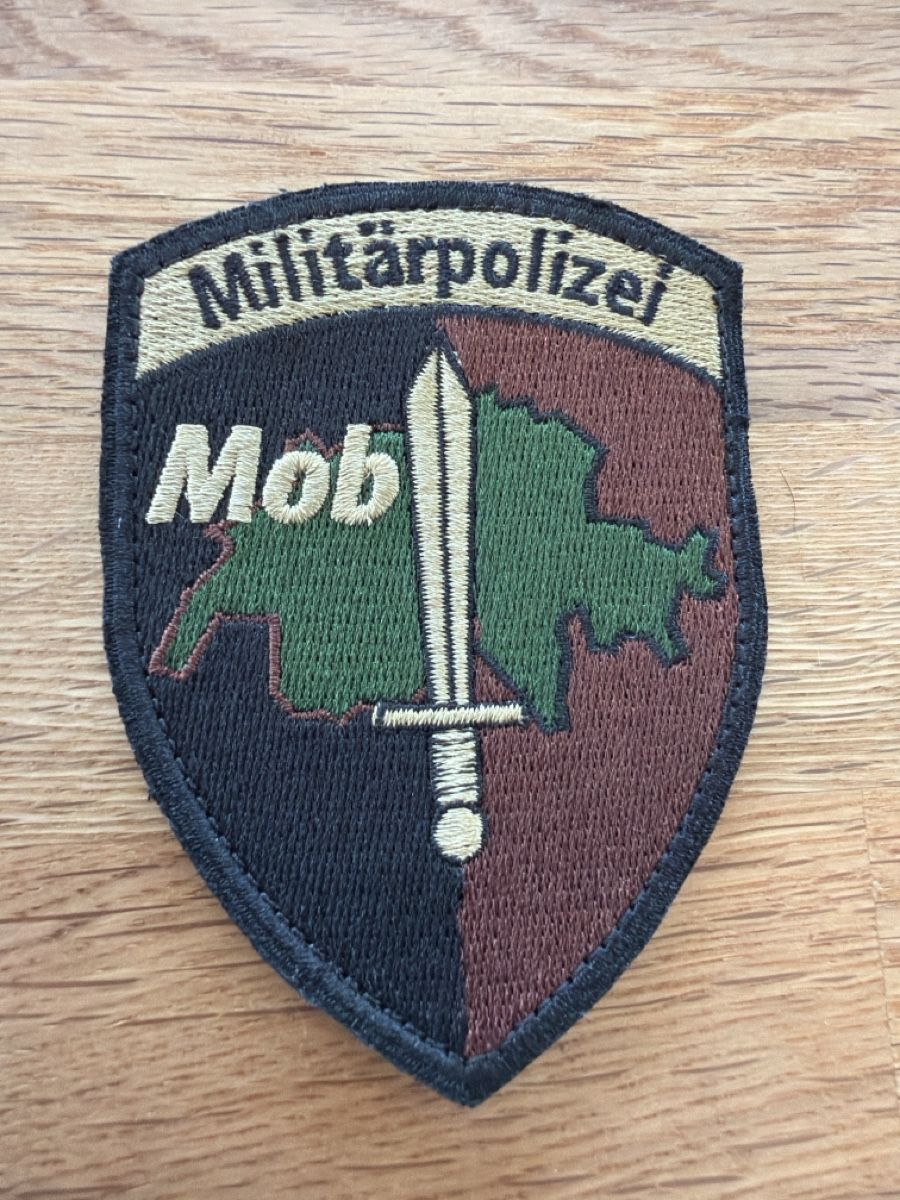 Schweizer Armee Placchette & Badge: Schweizer Armee, Verbansabzeichen Mobile Militärpolizei – Usato da Weissenburg venduto da Simideluxe