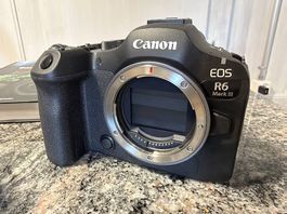 Canon EOS R6 Mark III
