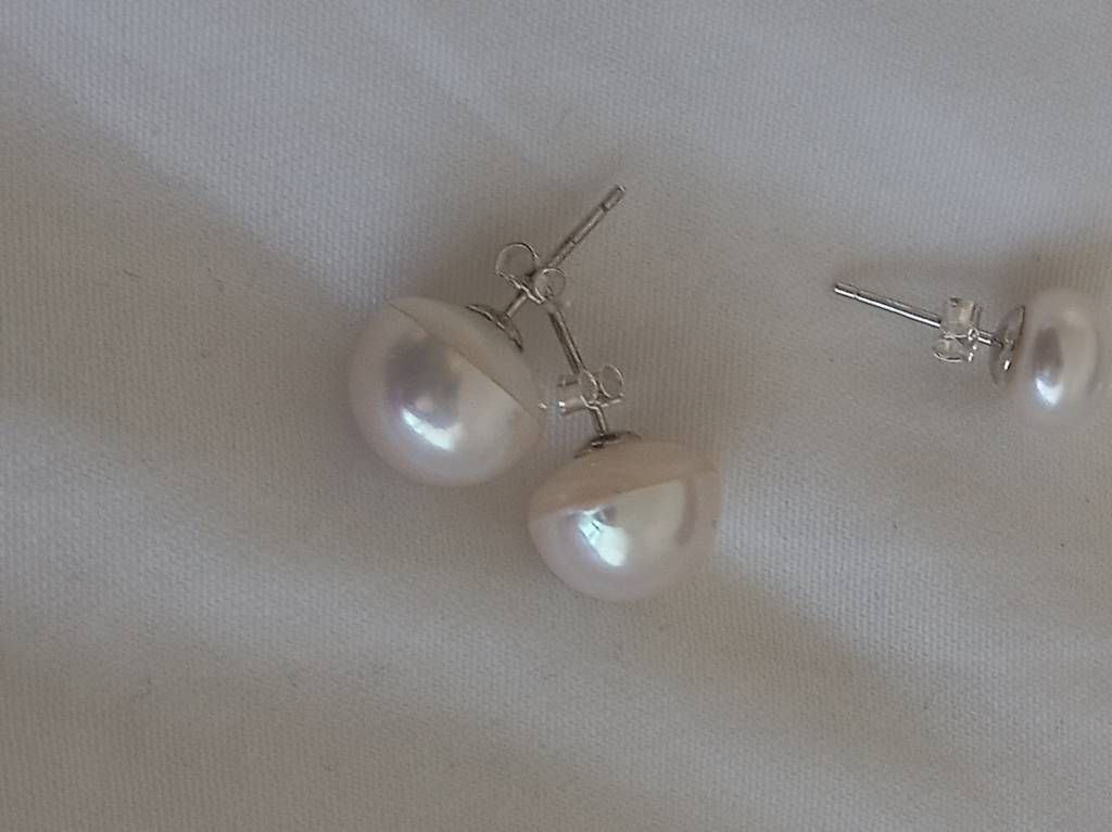 Orecchini pendenti & Orecchini a lobo: Edle 12 mm Mabe-Perlen-Ohrstecker – Usato da Romanshorn venduto da mololo 2
