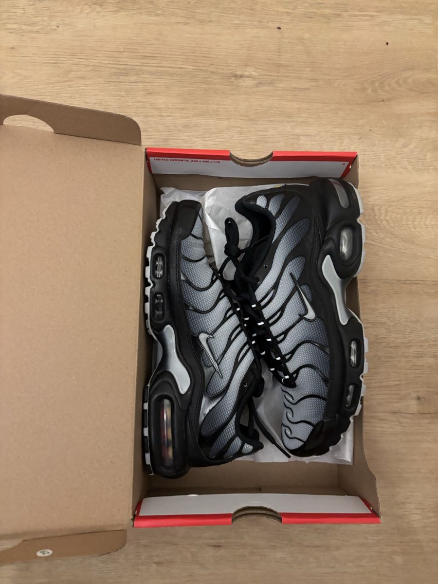 Nike Scarpe da donna: Nike TN / Gr.39 / Neu  – Nuovo (secondo la descrizione) da Ostermundigen venduto da Siri1993