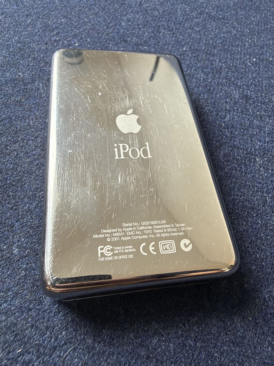 Apple Tragbarer Mediaplayer: Apple iPod 1st Generation 5GB - Top Condition – Gebraucht aus Zürich von jankais3r 4