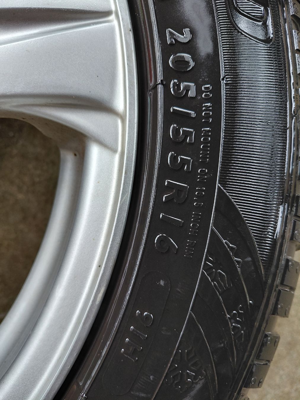 Dunlop Pneus & Kompletträder: Autopneu – Gebraucht aus Winikon von eli_msh9 1