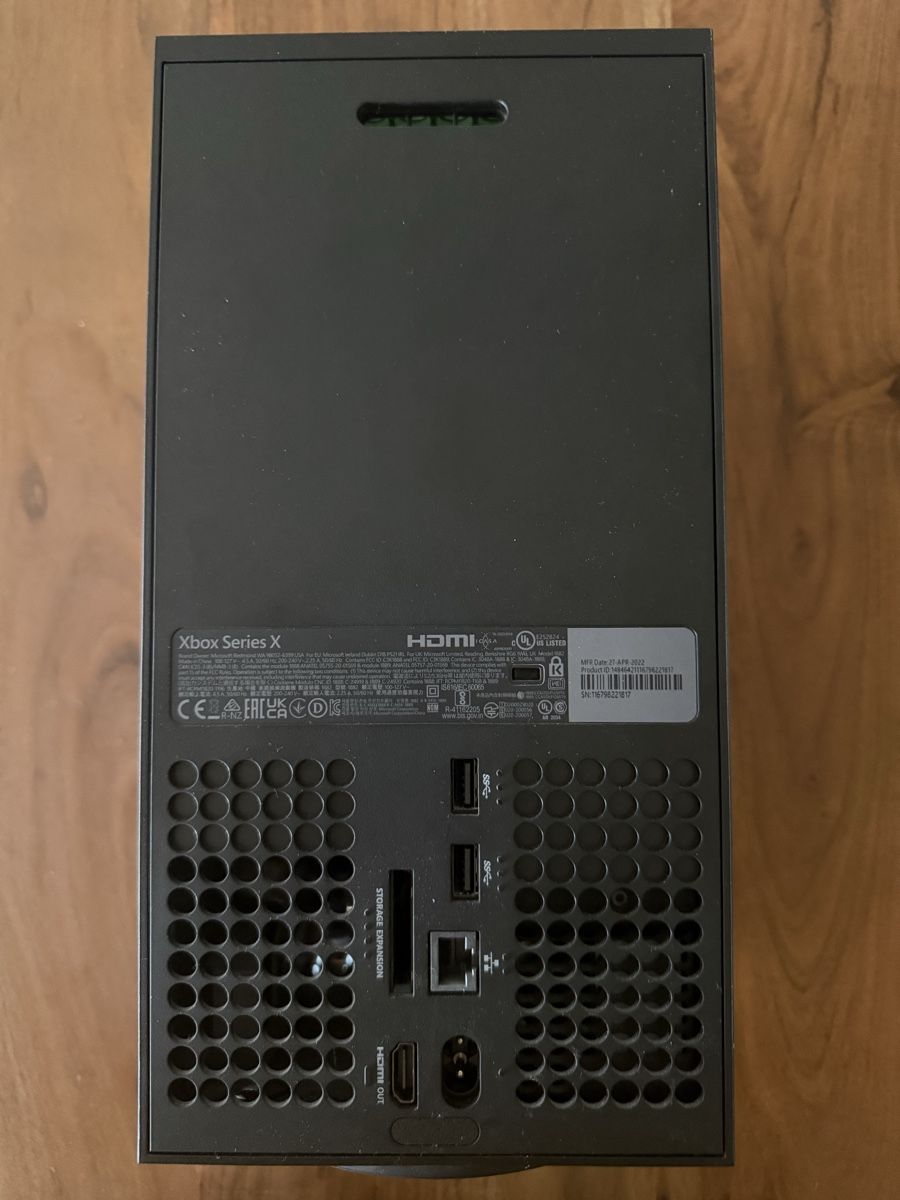 Microsoft Consoles: Xbox Series X – D'occasion à Brüttisellen par sharon68 1