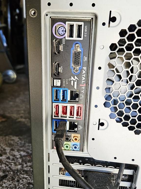 PCs: Desktop PC Big Tower – Gebraucht aus Neftenbach von Wummwila 2