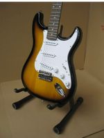 UNIVERSAL GITARRENSTÄNDER - E-GITARRE -