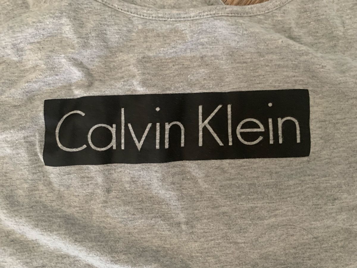 Calvin Klein Top: Calvin Klein Top – Difettoso da Emmen venduto da ama_8wmn 3