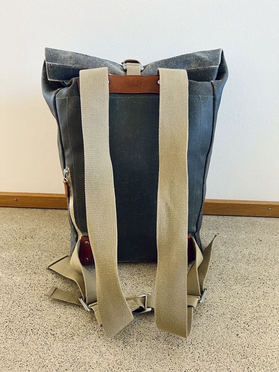 Brooks Zaini: Brooks Rucksack 26l blau – Usato da Bern venduto da Dwyck 2