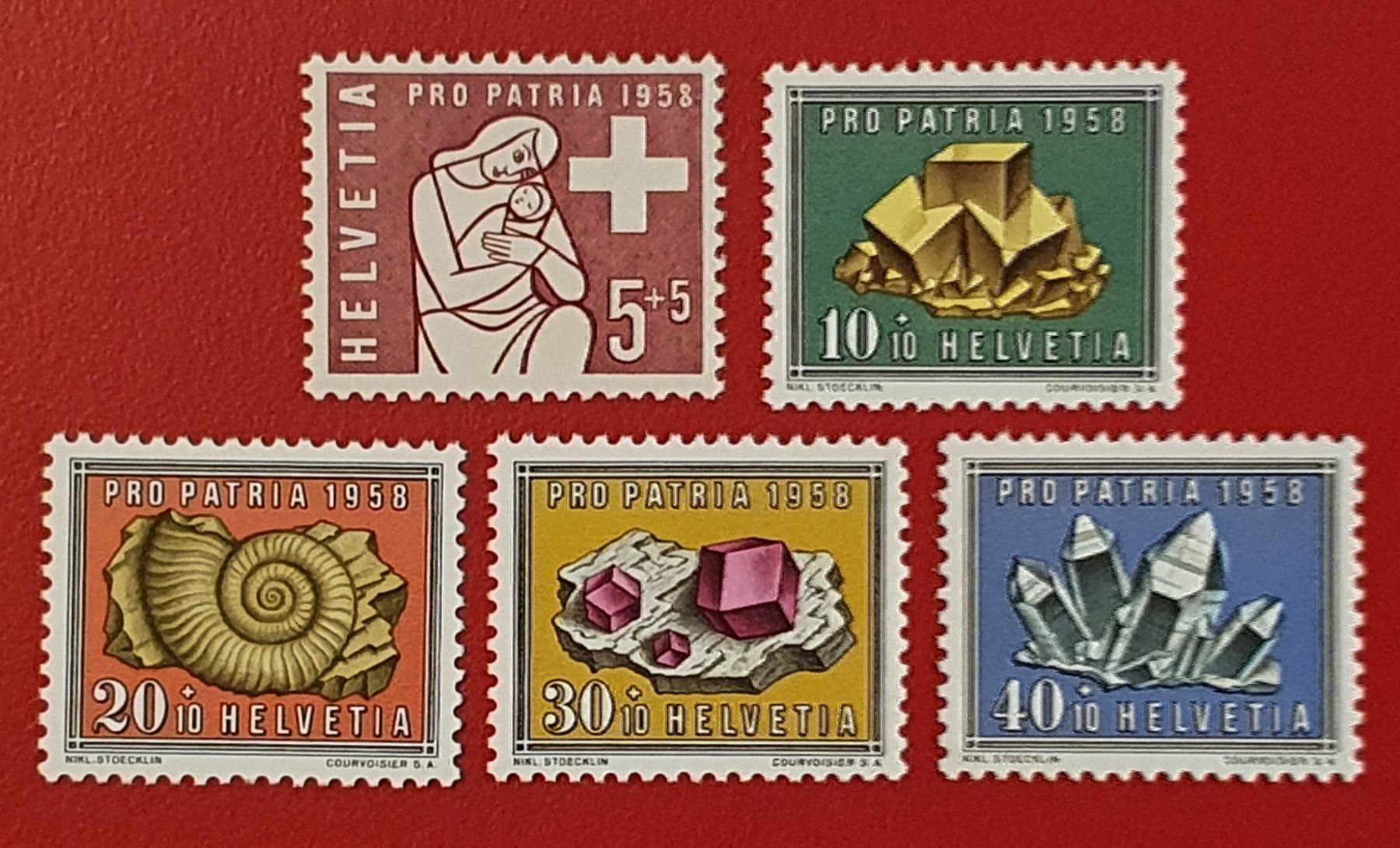 Tutti i francobolli: PRO PATRIA SATZ 86 - 90 1958** POSTFRISCH – Nuovo (secondo la descrizione) da Düdingen venduto da Quartierstrasse
