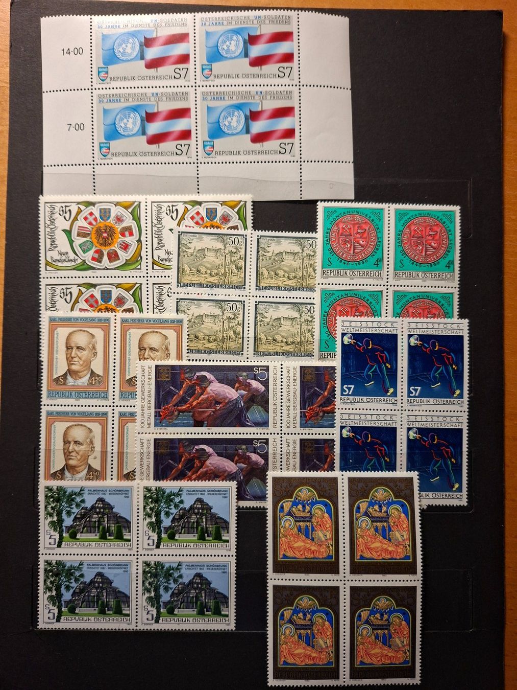 Tutti i francobolli: Oesterreich / Autriche 4er Blocks** 1990 – Usato da Confignon venduto da Alfda2000 2