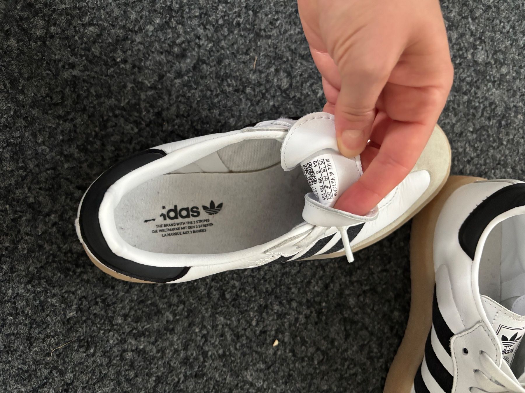 Adidas Damenschuhe: Adidas Sambae – Gebraucht aus Mümliswil von Smile4ever 2
