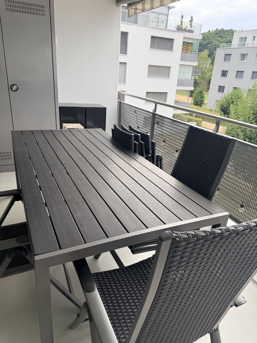 Tische: Gartentisch anthrazit Klappstühle 6 Stück – Gebraucht aus Oftringen von Mosflei 3