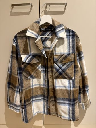 Zara Hemdjacke Holzfäller Muster