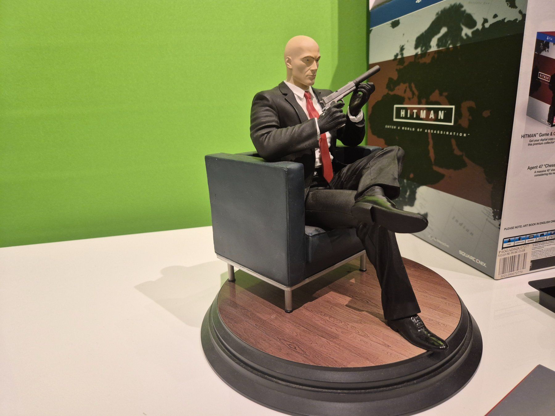 Giochi: HITMAN Agent 47 Chessmaster Statue + Extras – Usato da Moosseedorf venduto da hermeses 3