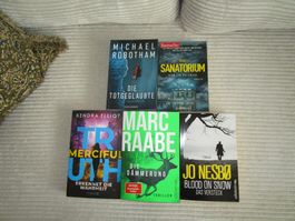 5 Thriller Taschenbücher gemischte Autoren ab 1.-
