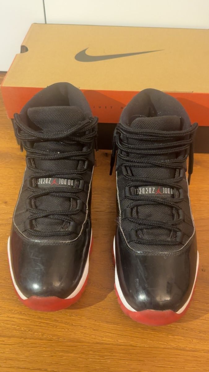 Scarpe da uomo: Jordan 11 Playoff Bred – Usato da Olten venduto da Skater_man 1