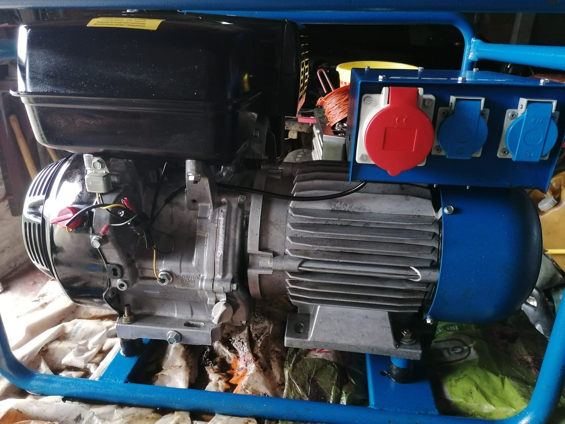 Honda Generatori di corrente: Notstromaggregat Benzin – Usato da Trubschachen venduto da ChriZ81 2