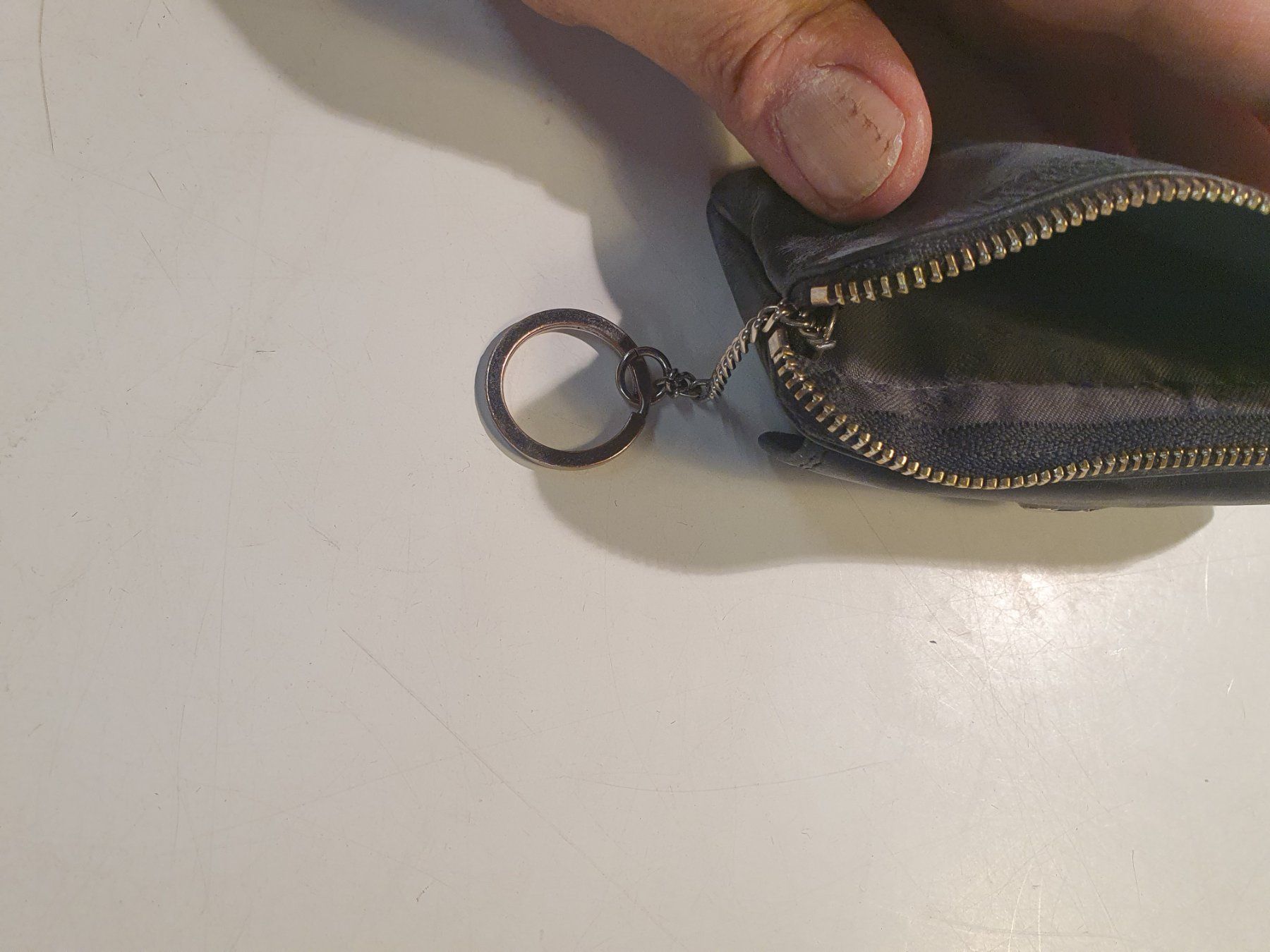 Altro in  Abbigliamento & Accessori: Schlüsseletui Leder – Usato da Zürich venduto da loosebone 4