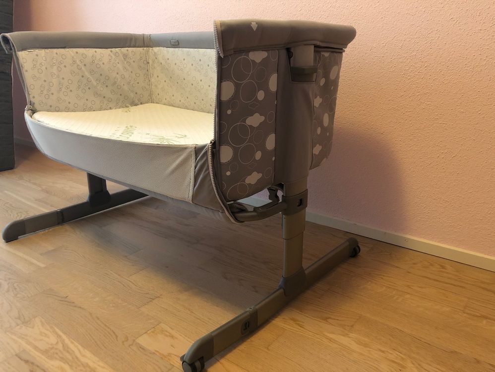 Chicco Next2Me Beistellbett mit 2 Matratzen Kaufen auf Ricardo