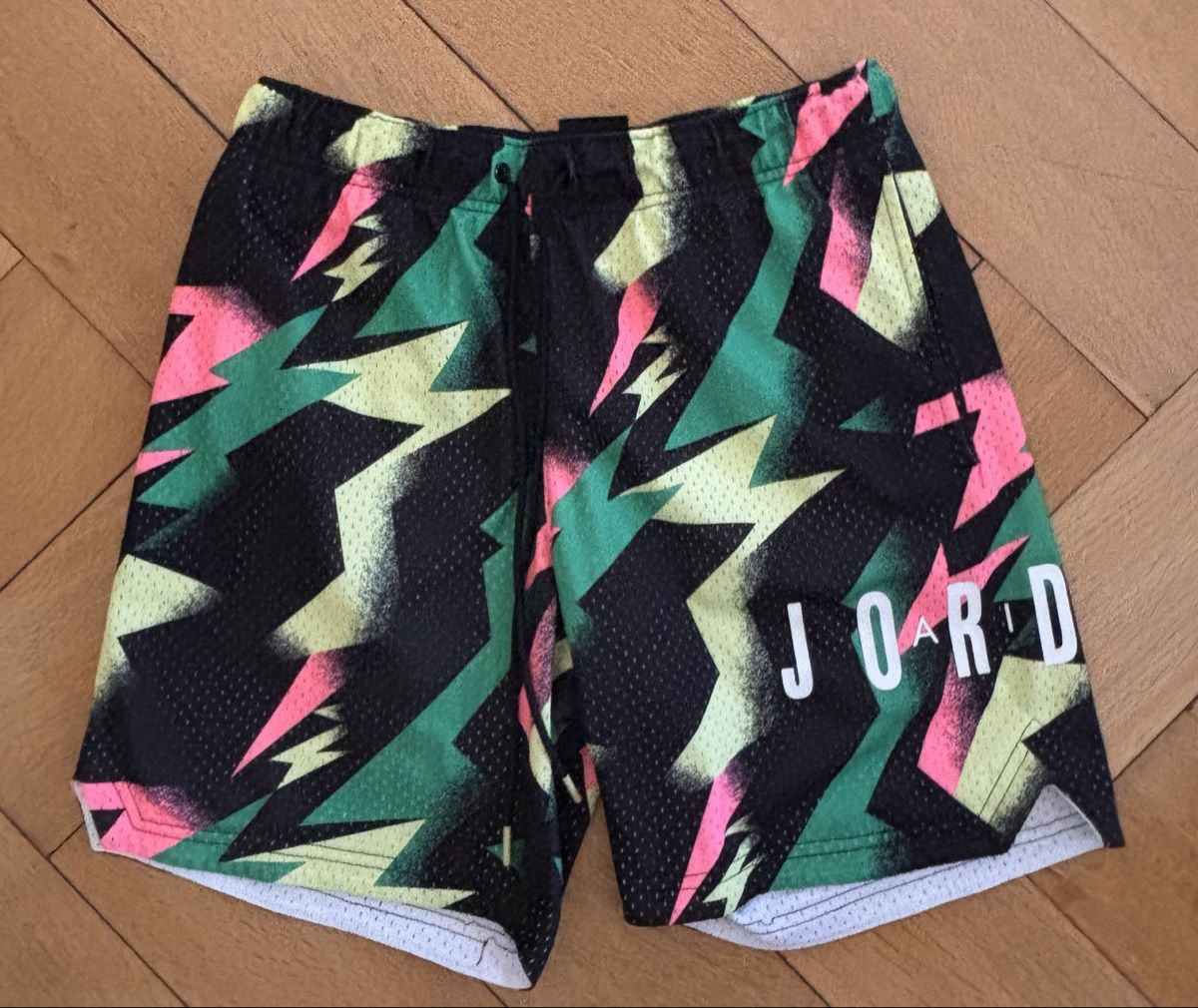 Jordan Pantaloni: Jordan Shorts, S – Usato da Zürich venduto da gucks