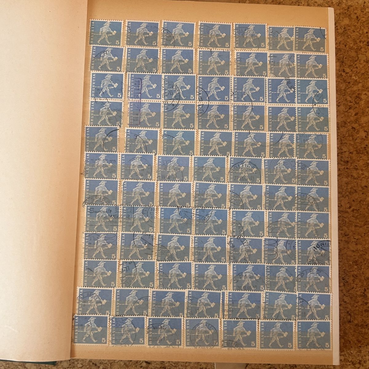 Tous les timbres: Briefmarken viele Schweizer Briefmarken! – D'occasion à Laufen par belleskulptur 5