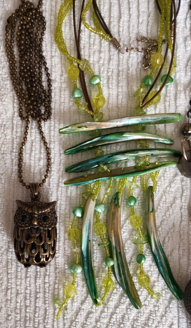 Catenine: Modeschmuck Halsketten – Usato da Luzern venduto da Luzern_Energy 1