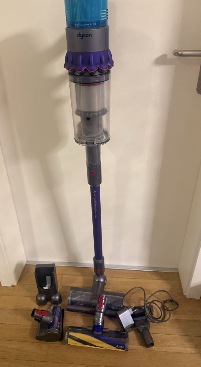 Dyson Staubsauger & Zubehör: Dyson gen5detect Staubsauger – Gebraucht aus Affoltern am Albis von elm_8xgs 3