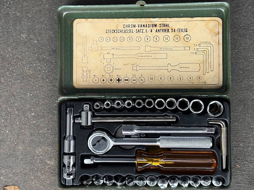 Tous les outils: Werkzeug – D'occasion à Siggenthal Station par Vienna44 2