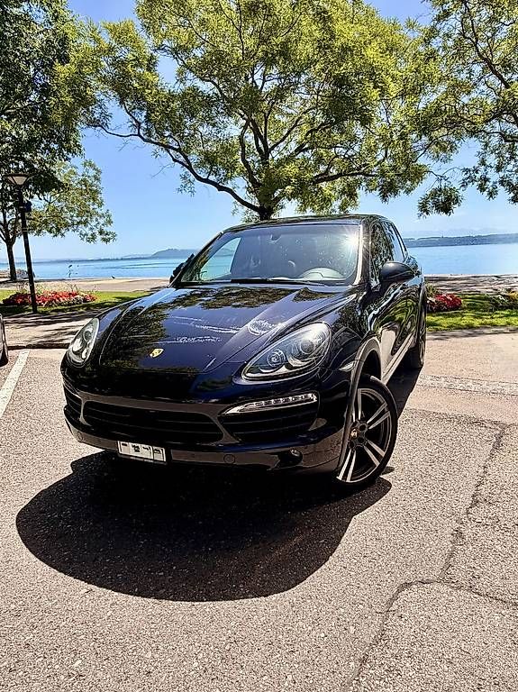 Automobili: PORSCHE Cayenne S Hybrid – Usato da Neuchâtel venduto da Karl_M