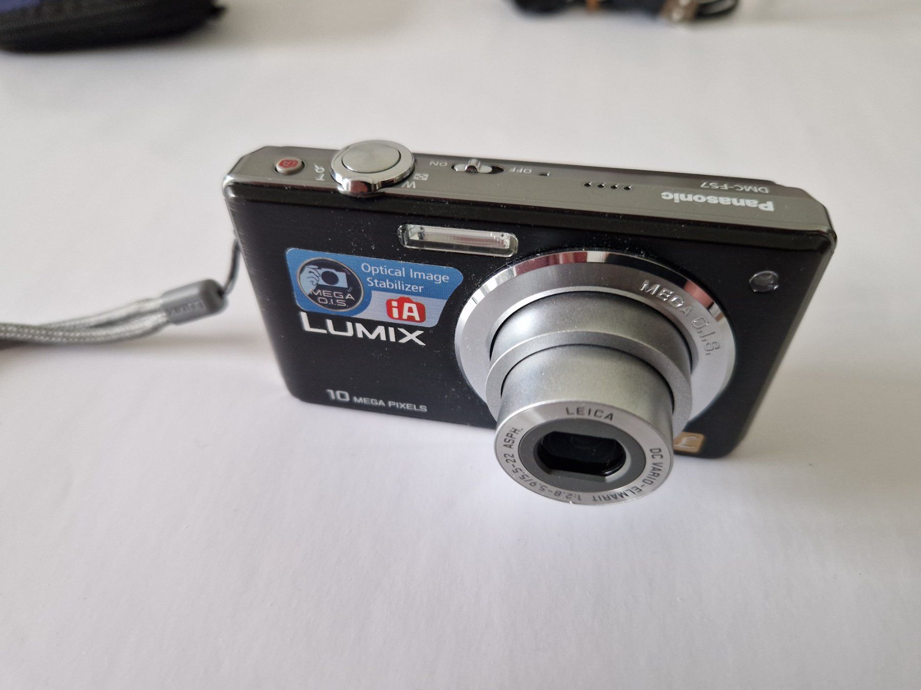 Panasonic Fotocamera: Panasonic Lumix DMC-FS7 – Usato da Matzingen venduto da sz2