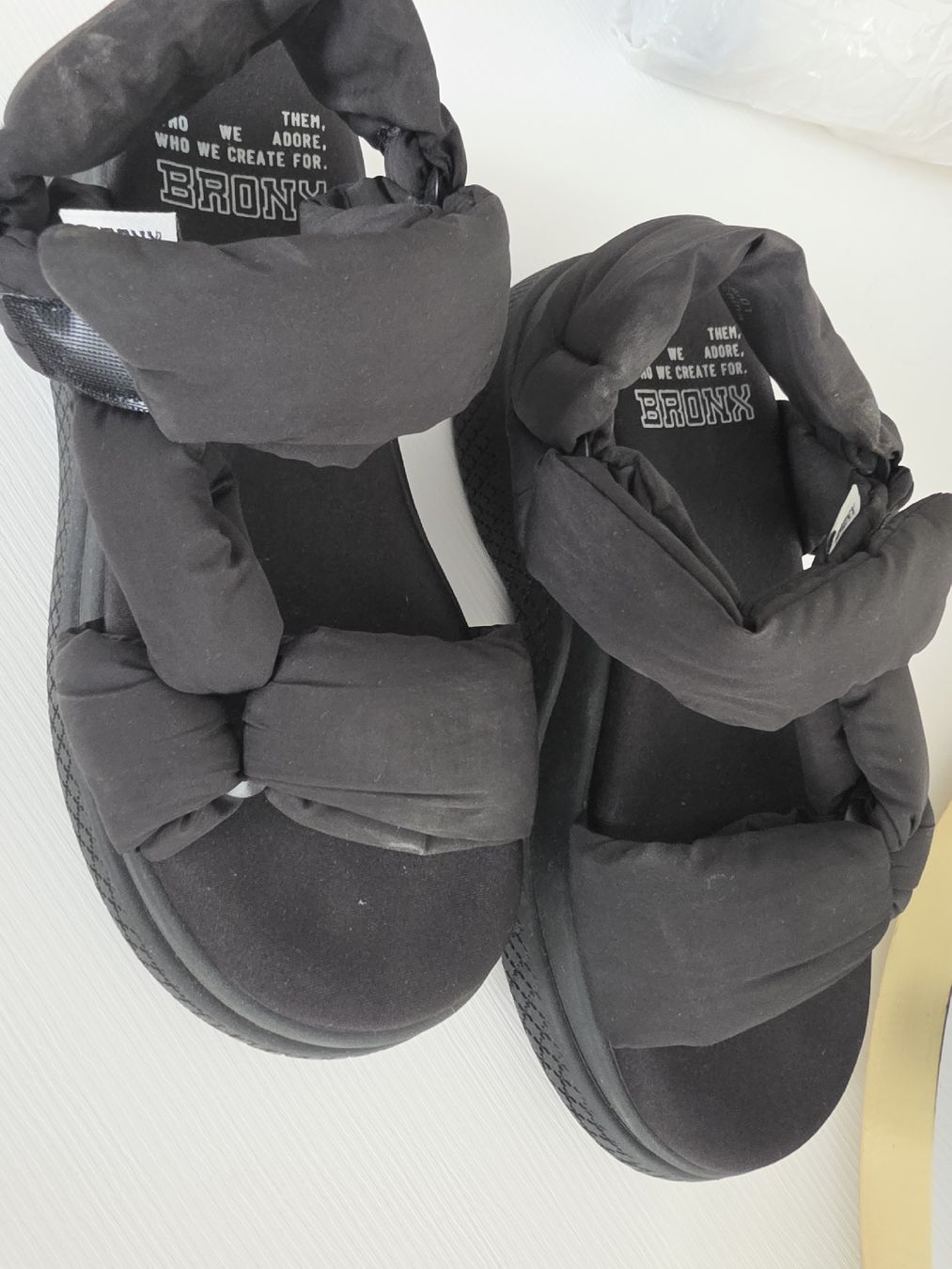 Scarpe da donna: Bronx Sandeletten – Nuovo (secondo la descrizione) da Moosleerau venduto da babynaz 1
