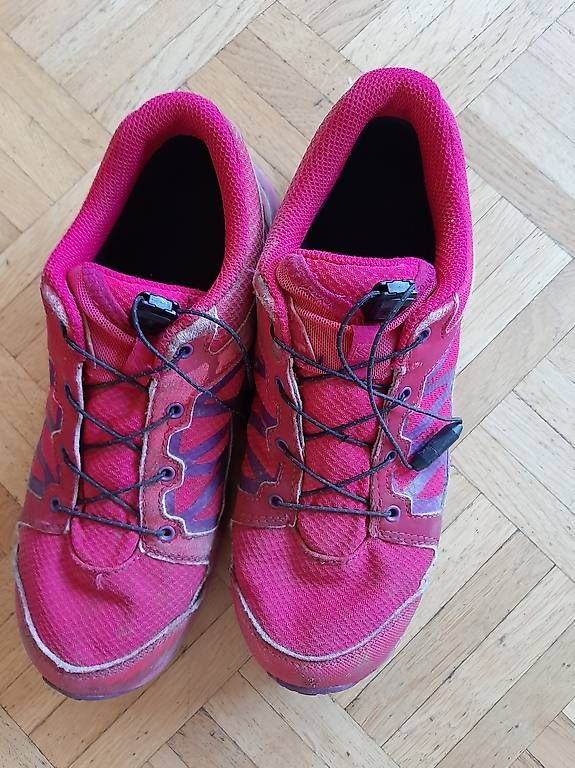 Salomon Scarpe per ragazze: Chaussures de randonnée pointure 37 – Usato da Lausanne venduto da ftrevaz