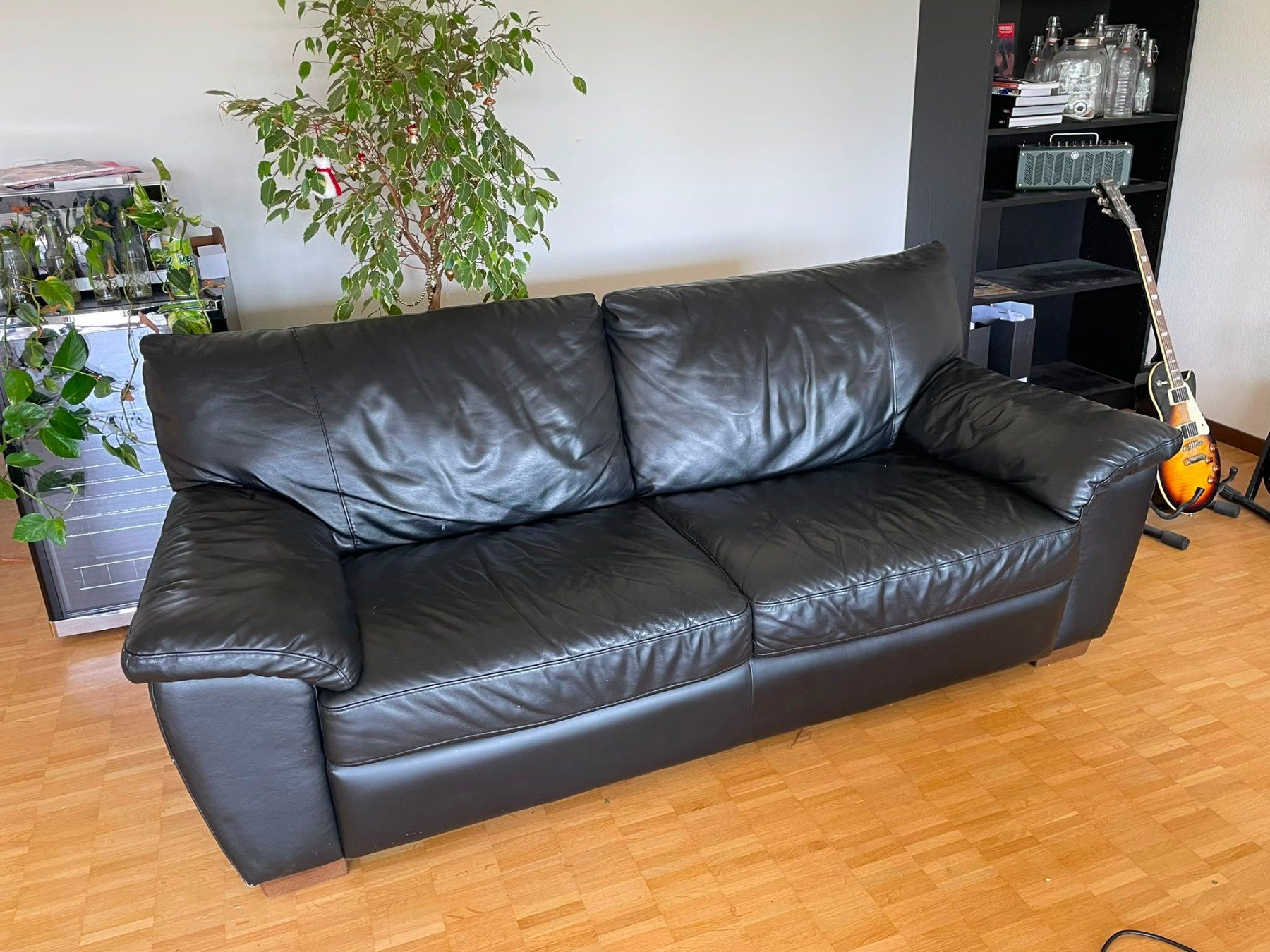 Divani: Sehr bequemes Sofa aus Leder – Usato da Aarau venduto da asf_vjs2 2