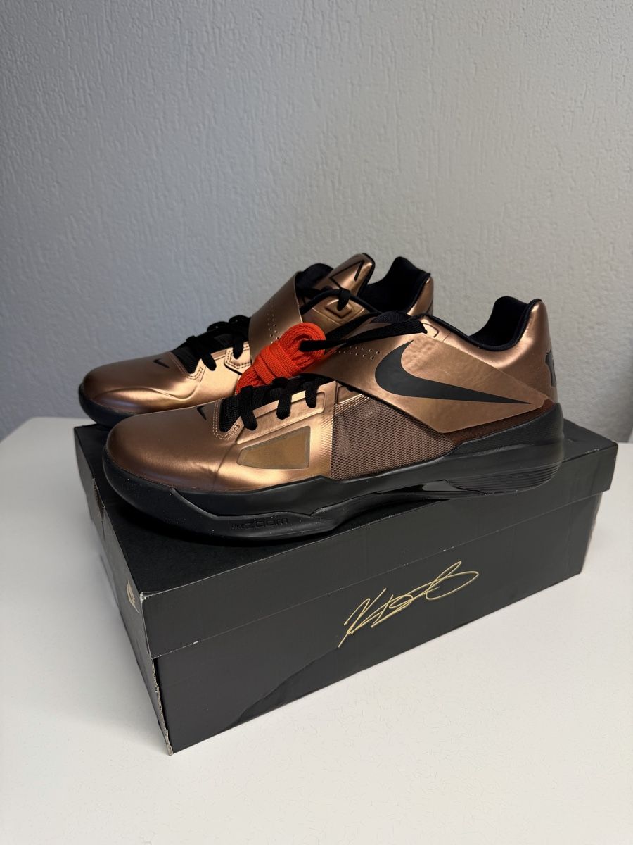 Nike Scarpe da uomo: Nike KD 4 Christmas EU 47.5 – Nuovo e nell'imballaggio originale da Dübendorf venduto da Sneaker_Seller 2