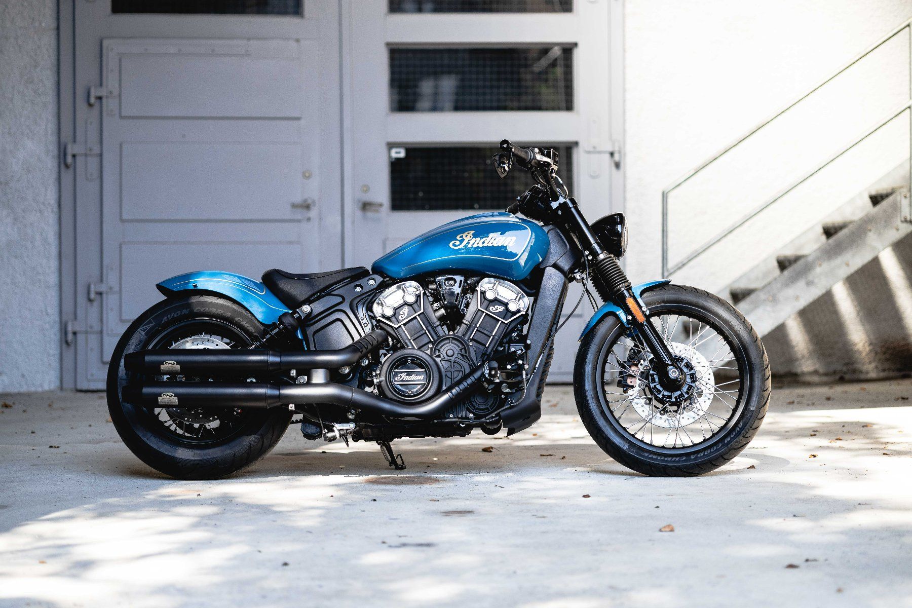 Indian Motorcycle Chopper: Indian Motorcycle & Sternschnuppe - Scout Bobber – Neu und originalverpackt aus Zürich von