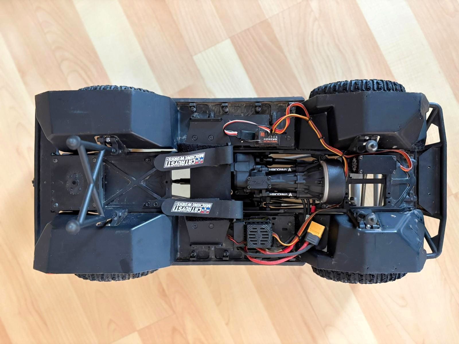 Modellismo RC: Vanquish VS4-10 PRO mit TOP Komponenten RC4WD Holmes Proline – Usato da Oetwil an der Limmat venduto da Dudel 2