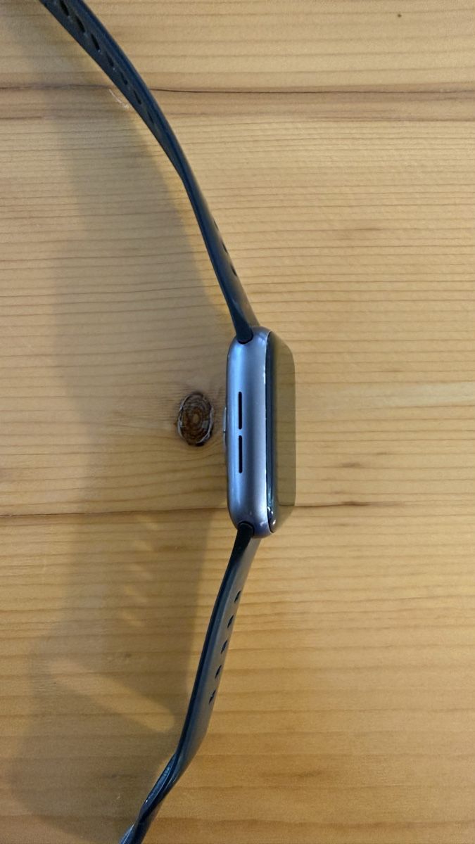 Apple Smartwatch: Apple Watch Series 9 GPS 45 mm Midnight – Usato da Winterthur venduto da m.messere 2