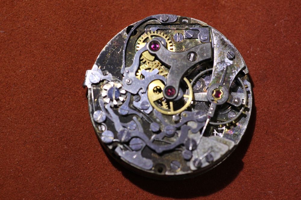 PIECES MOUVEMENT HORLOGERIE - ETA 1000 - 8X9'-RESSORT DE TIRETTE