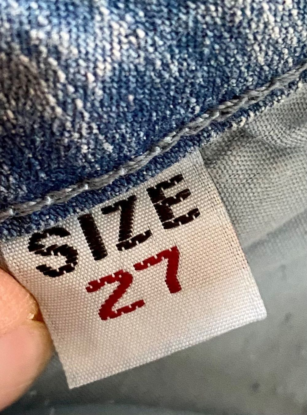 Jeans: Coole hellblaue Jeans Grösse 27 = S – Usato da Winkel venduto da Flyhy2020 4
