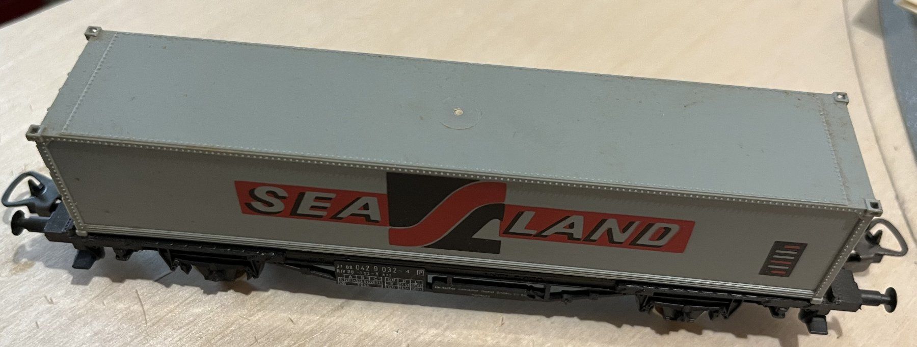 Lima Modellini di ferrovie: Lima wagon plat avec container SEALAND DB – Usato da SION venduto da Patrick1950