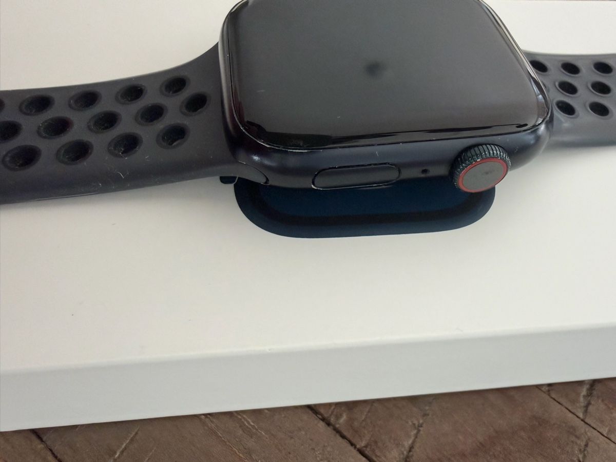 Apple Smartwatch: Apple Watch 8 45mm GPS + Cellular – Usato da Baden venduto da Garini 4